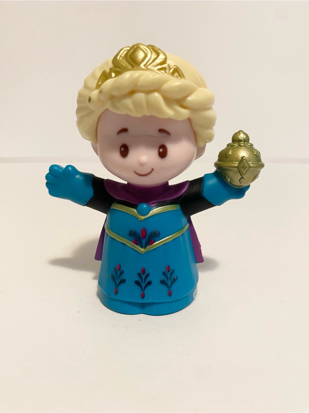 Little People Frozen Elsa Ice Queen Disney Princess Toy Fisher Price 4/$20 🛑